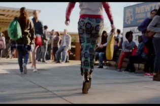 Trailer internazionale - Barely Lethal