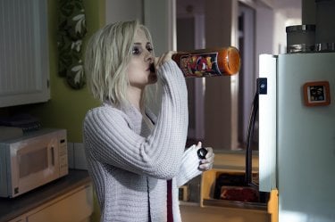 iZombie: Rose McIver interpreta Liv Moore nel pilot