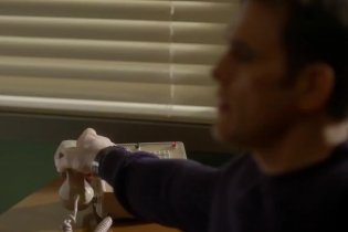 Trailer 'Always Answer The Phone' - Wayward Pines