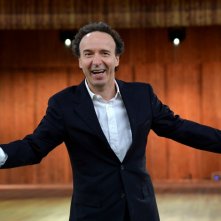 Roberto benigni nello spettacolo I Dieci Comandamenti