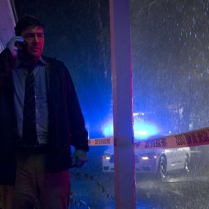 Bloodline: Kyle Chandler in un momento della serie Netflix