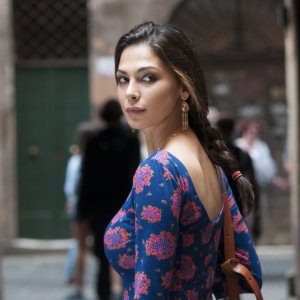 Third Person: Moran Atias in una scena del film