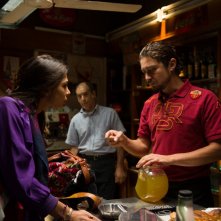 Third Person: Riccardo Scamarcio con Moran Atias in una scena del film