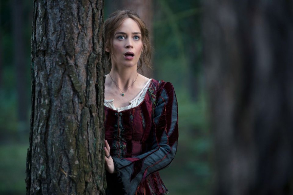 Into the Woods: Emily Blunt in una scena