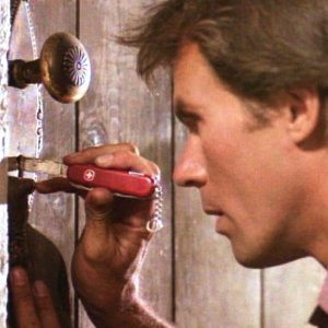 MacGyver: Richard Dean Anderson in una scena della serie