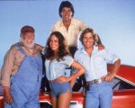 Hazzard, Catherine Bach torna a sorridere nelle foto dopo l’emergenza sanitaria dell'anno scorso