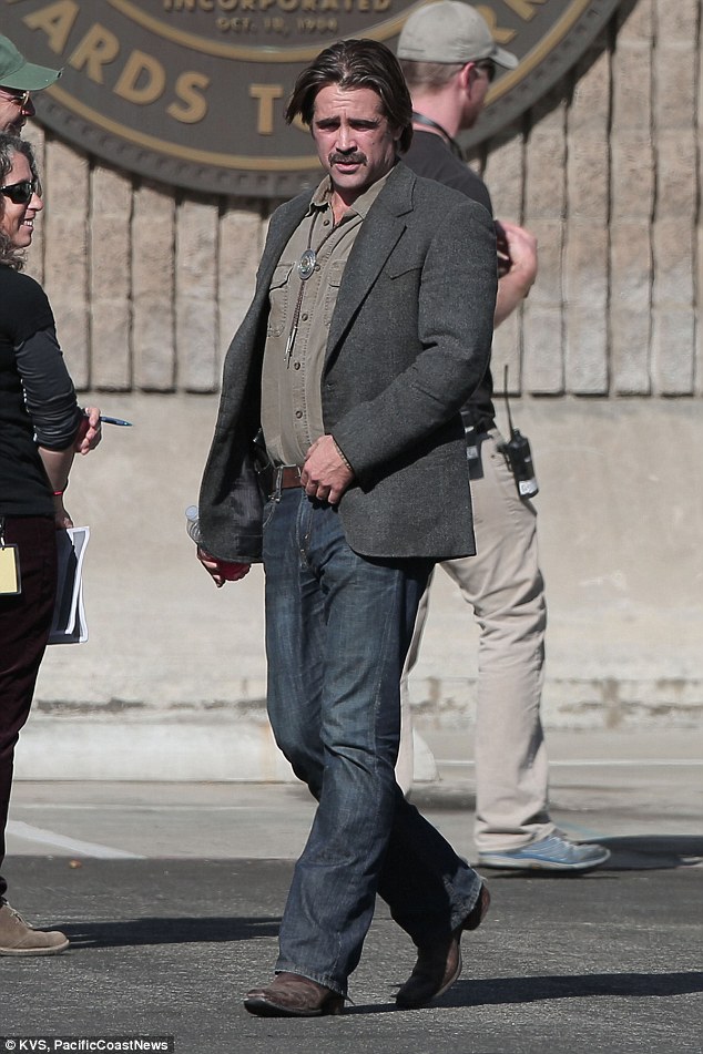 Colin Farrell sul set di True Detective 2