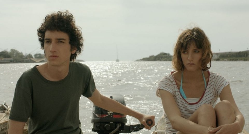 Short Skin: Matteo Creatini a largo con Francesca Agostini in un momento del film