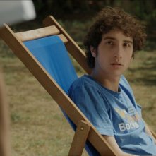 Short Skin: Matteo Creatini, protagonista nei panni di Edoardo, in una scena