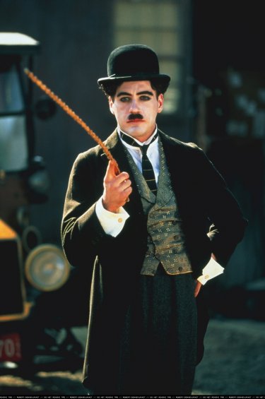 Robert Downey jr. in Charlot