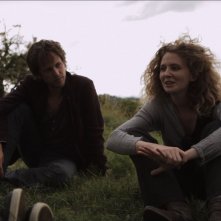 Qualcosa di noi: due dei ragazzi della scuola di scrittura di Bologna in una scena