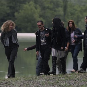 Qualcosa di noi: gli allievi della scuola di scrittura Bottega Finzioni di Bologna in una scena del documentario