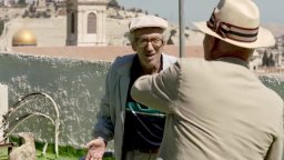 Trailer - Hunting Elephants