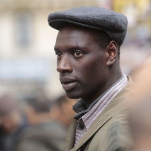 Samba: Omar Sy nei panni di Samba in un primo piano tratto dal film
