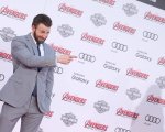 Chris Evans e Alba Baptista, l'ultima interazione sui social confermerebbe la loro relazione?