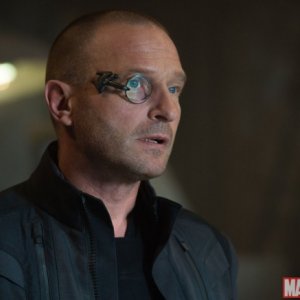 Avengers: Age of Ultron - Thomas Kretschmann in un momento del sequel
