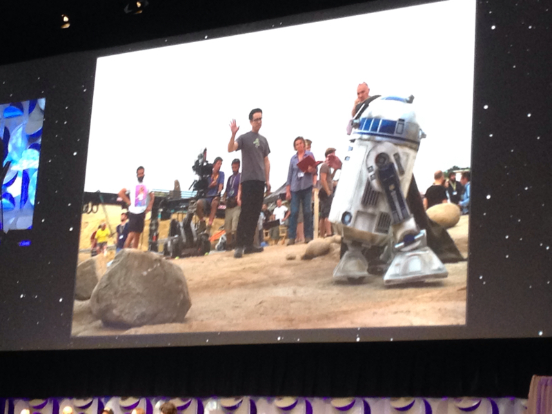 Star Wars: Episodio VII - Il Risveglio della Forza: una foto scattata sul set mostrata durante il panel
