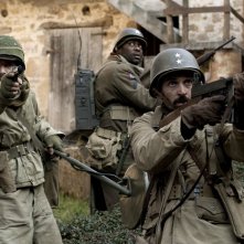 Road 47: Ivo Canelas, Thogun e Daniel de Oliveira in una scena del film