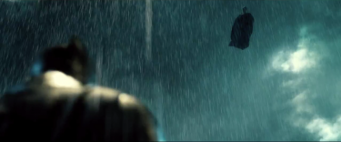 Batman v Superman: Dawn of Justice: un'immagine suggestiva dal trailer del film