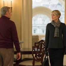 House of Cards: Kevin Spacey e Robin Wright nell'ultimo episodio della terza stagione