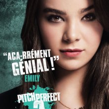 Pitch Perfect 2: il character poster francese di Hailee Steinfeld