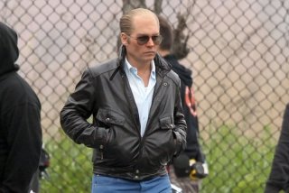Black Mass: Johnny Depp irriconoscibile cammina sul set