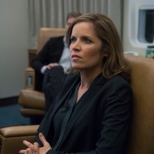 House of Cards: l'attrice Kim Dickens in una scena della terza stagione