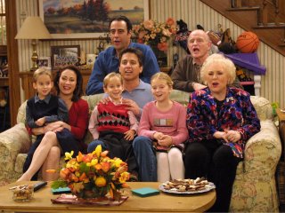 Tutti amano Raymond - il cast al completo
