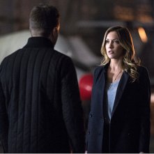 Arrow: Katie Cassidy in una scena della puntata The Fallen