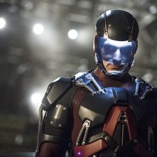 Arrow: Brandon Routh interpreta Atom in Suicidal Tendencies
