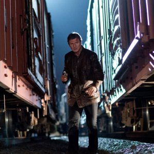 Run All Night: Liam Neeson si nasconde in una scena del film action