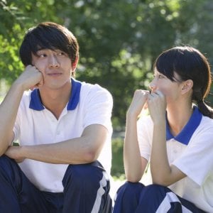 My Old Classmate: Dongyu Zhou in una scena del film con Kenny Lin