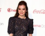 Hailee Steinfeld in Break My Heart 1000 Times