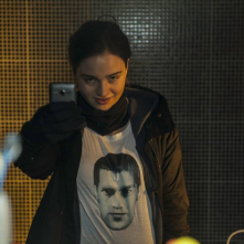 The Fall: l'attrice Aisling Franciosi interpreta Katie in una scena della seconda stagione