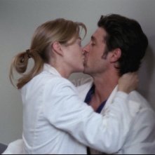 Grey's Anatomy: un bacio tra Meredith e Derek nell'episodio Quando il gioco si fa duro