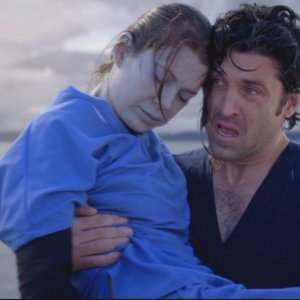 Grey's Anatomy: Derek salva Meredith nella puntata intitolata Annegare sulla terraferma