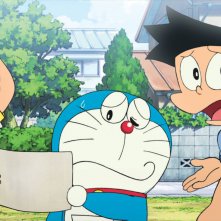 Doraemon Il Film - Le Avventure di Nobita e dei Cinque Esploratori: Doraemon con Suneo e Nobita in una scena del film animato