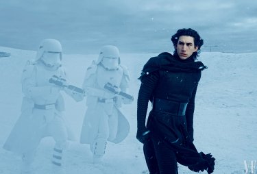 Star Wars: Episodio VII - Il Risveglio della Forza - Adam Driver sul set in un'immagine realizzata per Vanity Fair