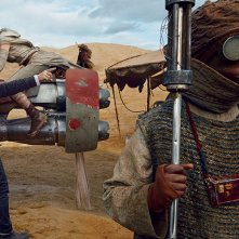 Star Wars: Episodio VII - Il Risveglio della Forza - J.J. Abrams dà indicazioni sul set in una delle immagini realizzate per Vanity Fair