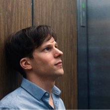 Louder than Bombs: Jesse Eisenberg in una scena del film
