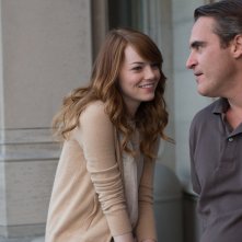 Irrational Man: Emma Stone e Joaquin Phoenix nella prima foto del film diretto da Woody Allen