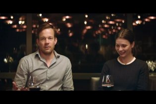 Clip 'Cena a quattro' - Forza maggiore