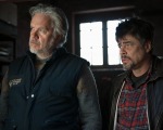 A Perfect Day: teaser, poster e immagini con Benicio Del Toro