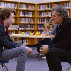 Louder than Bombs: Gabriel Byrne e Devin Druid in una scena