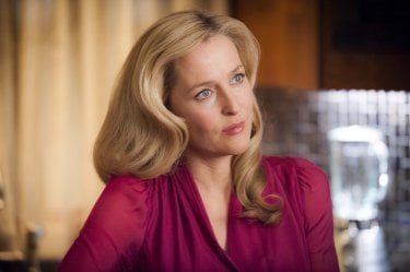 Hannibal: Gillian Anderson in una scena della serie