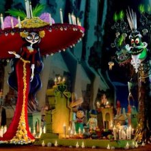Il Libro della Vita: la Regina Morte con Xibalba in un momento del film animato
