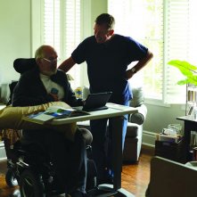 Chronic: Tim Roth con Michael Cristofer in una scena del film