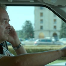 One Floor Below: un'immagine del film di Radu Muntean