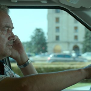 One Floor Below: un'immagine del film di Radu Muntean