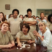 Orange is the New Black: una simpatica foto di gruppo del cast della terza stagione